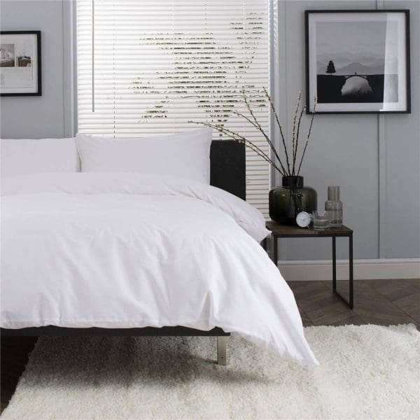 The Lyndon Company 200 Thread Count White Duvet Set - King