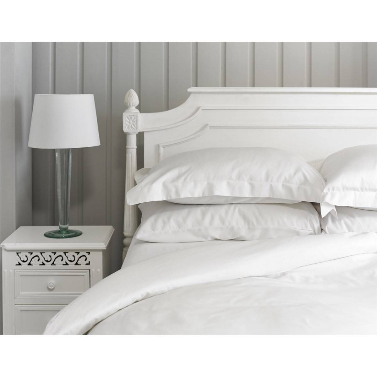 The Lyndon Company 800 Thread Count Sateen White Duvet Set - Double