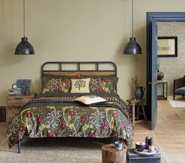 Morris & Co Seaweed Duvet Set Double in Black