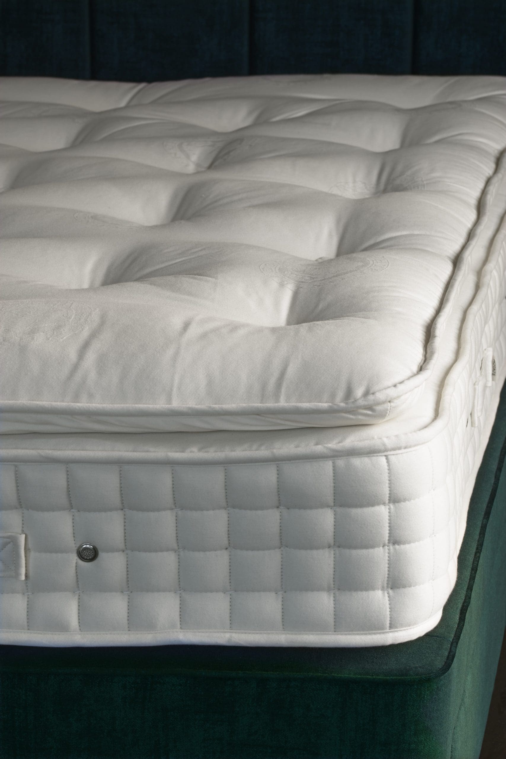 Hypnos Pillow Top Elite Deep Platform Top Divan Set - Image 2