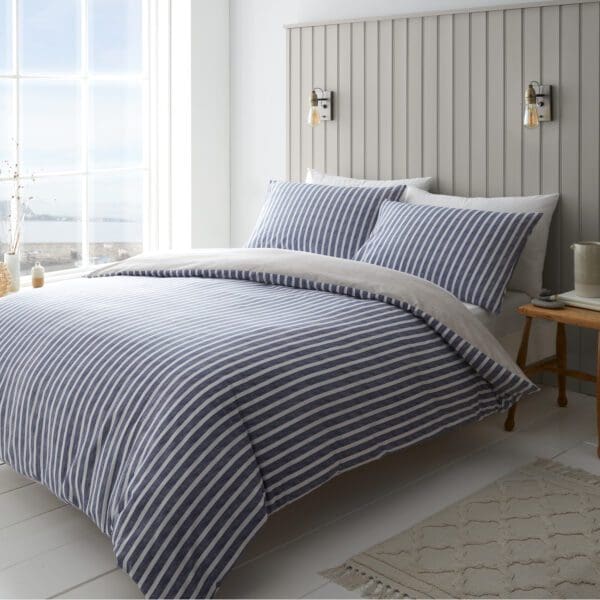 Catherine Lansfield Textured Banded Stripe Blue Duvet Set Single - Image 2