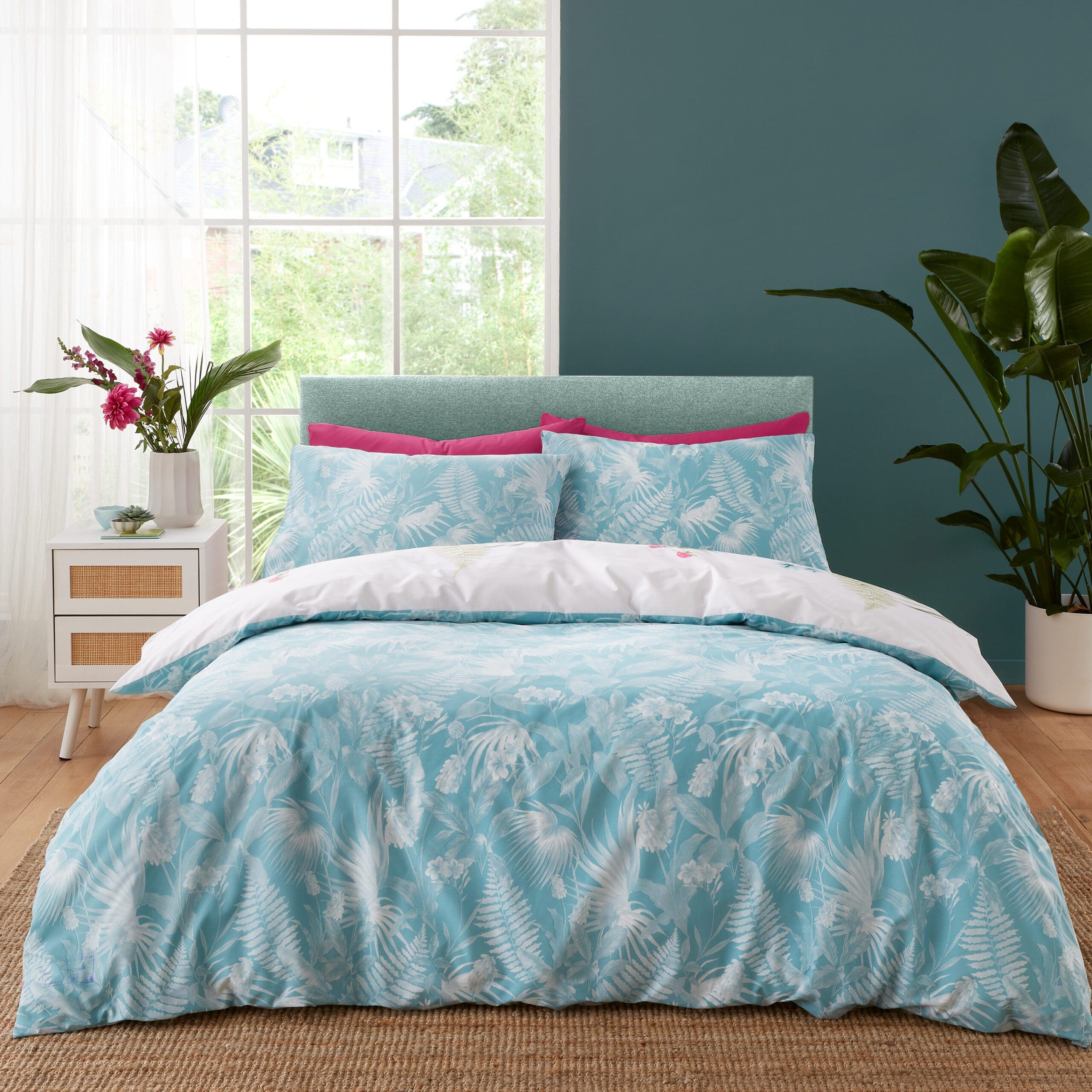 Catherine Lansfield Aruba Tropical Floral Duvet Set Double - Image 2