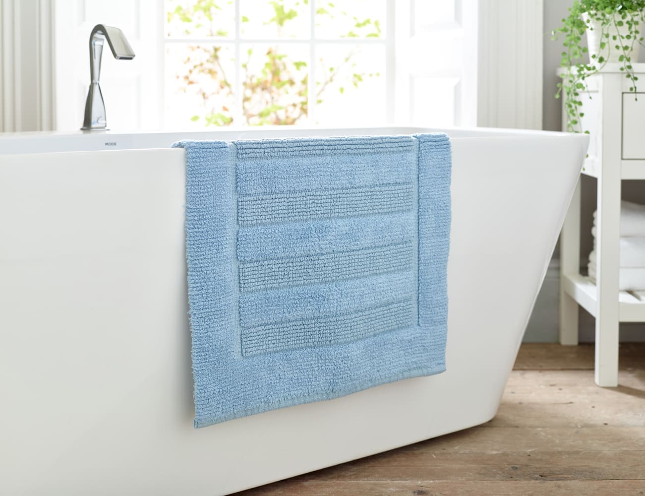 Deyongs Bliss Cobalt Bath Mat