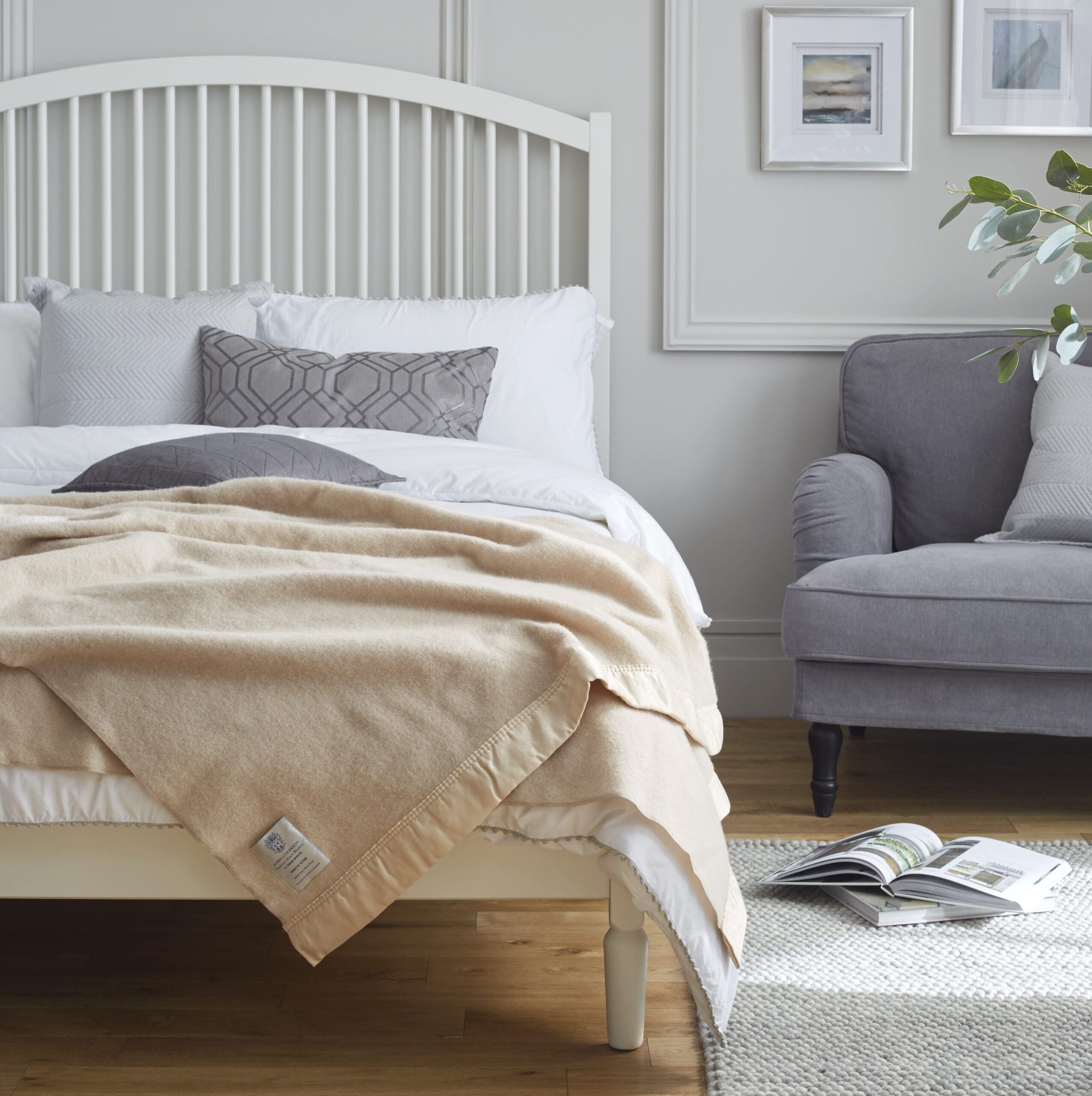 John Atkinson by Hainsworth Pure Wool Blanket – North Star - Image 2