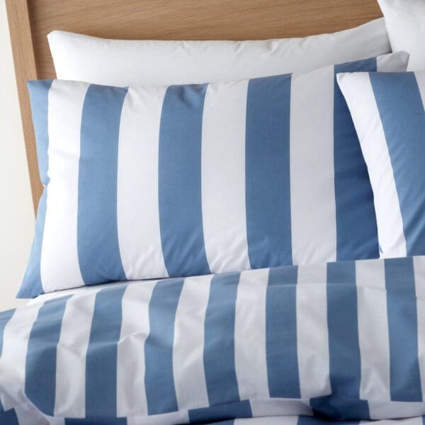 Catherine Lansfield Cove Stripe Blue Duvet Set King - Image 3