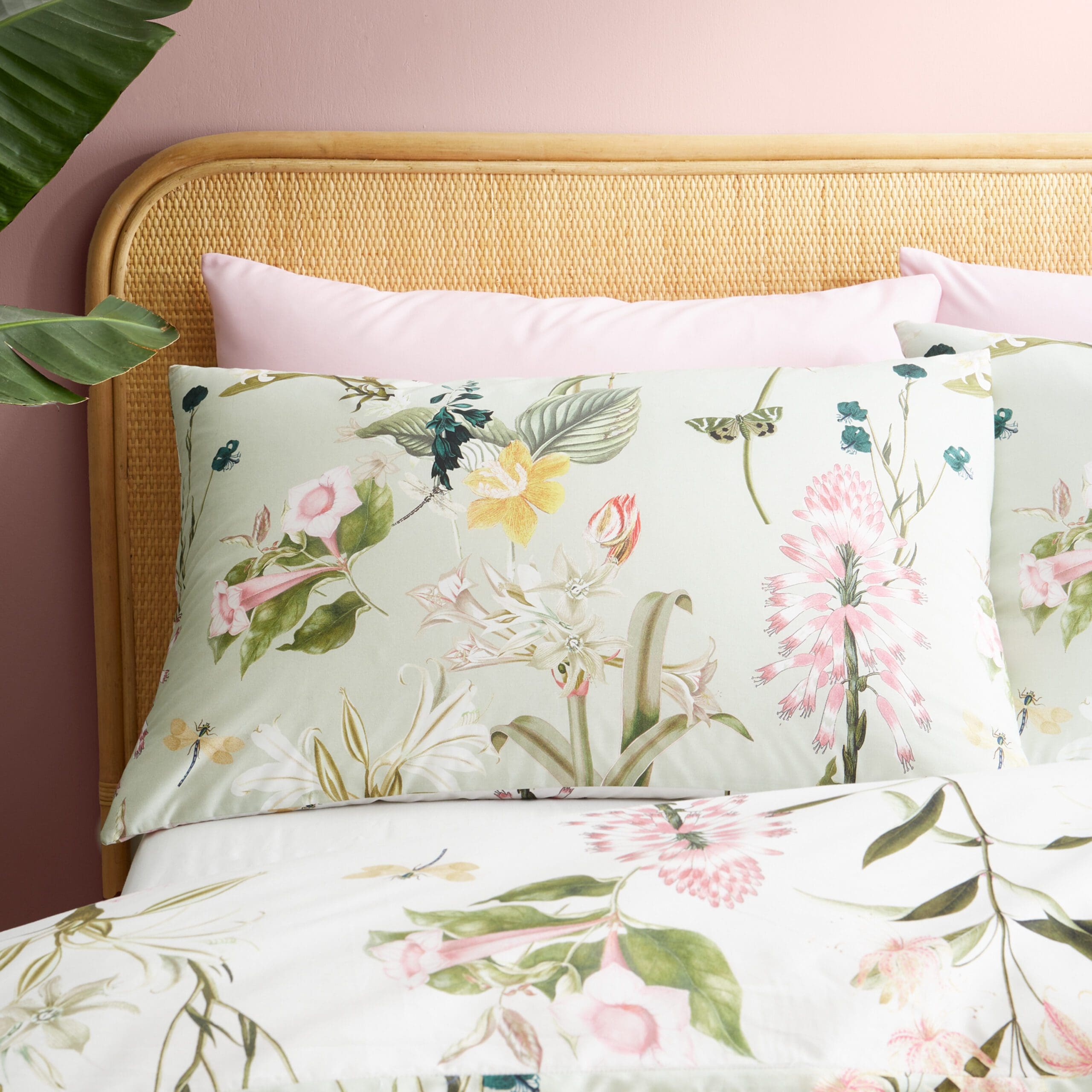 RHS Exotic Floral Duvet Set Superking - Image 4