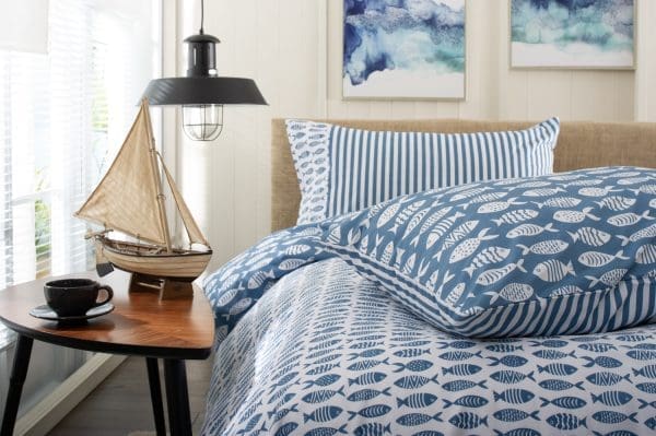 Lobster Creek Small Fish Duvet Set King - Image 3