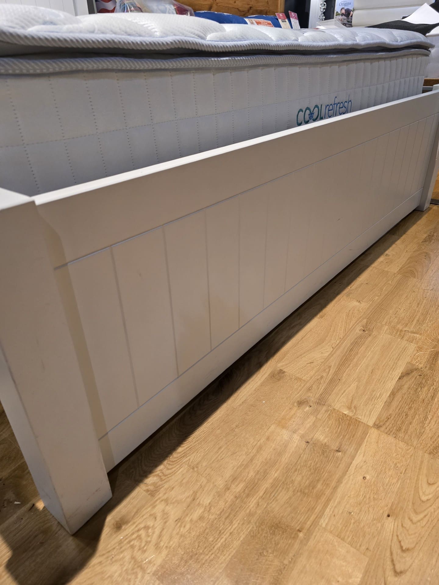 Ex Display Hill and Hunter New England Bedroom Panel Bedstead - Low Foot End King (5'0) - Image 7