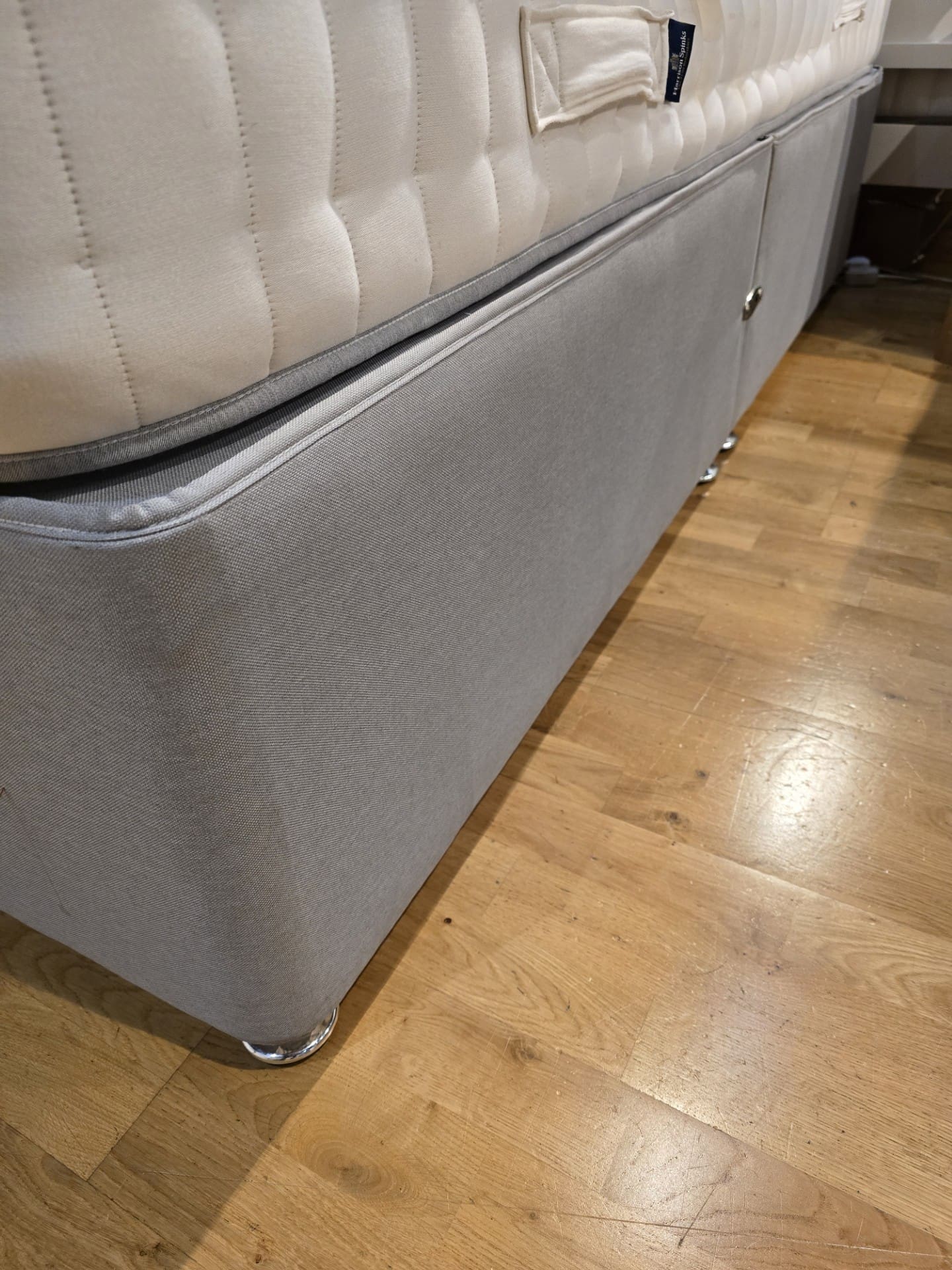 Ex Display Harrison Spinks King Bronze Ortho 3500 Mattress, Sleepeezee Divan Base and Headboard - Image 13