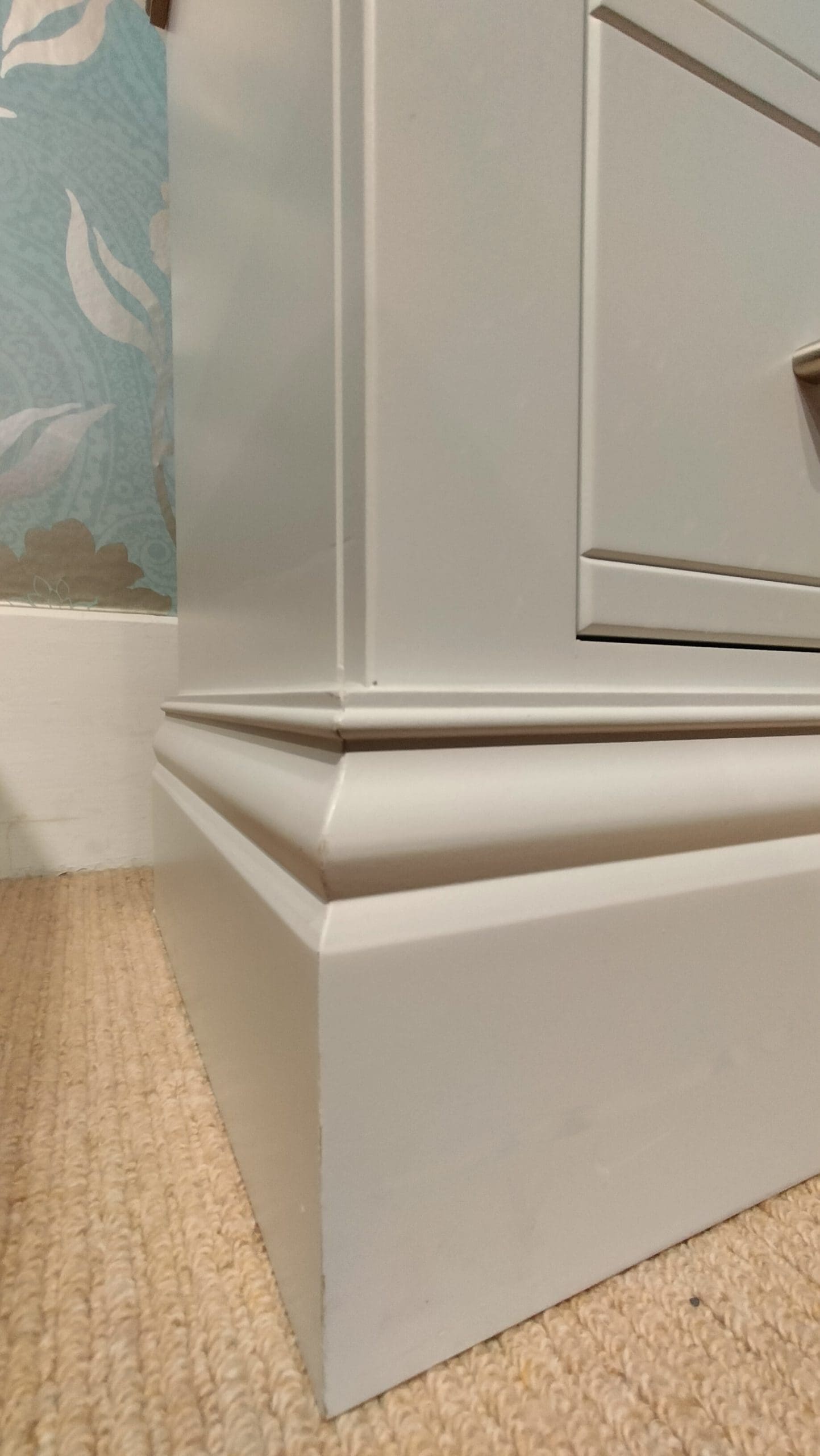 Ex Display Hill And Hunter New England Oak Cap Small 2-Drawer Bedside Chest No1 - Image 5