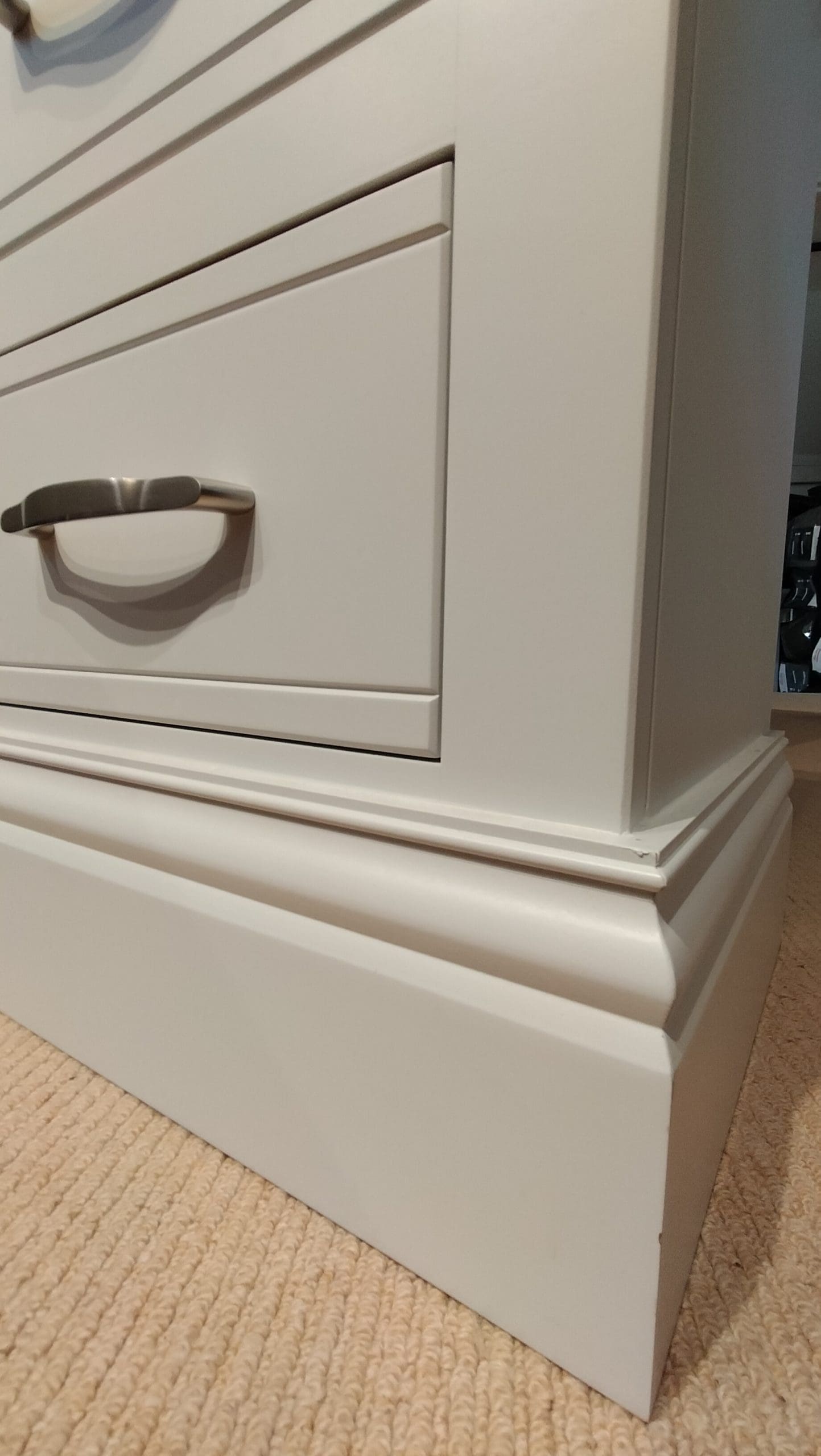 Ex Display Hill And Hunter New England Oak Cap Small 2-Drawer Bedside Chest No1 - Image 13