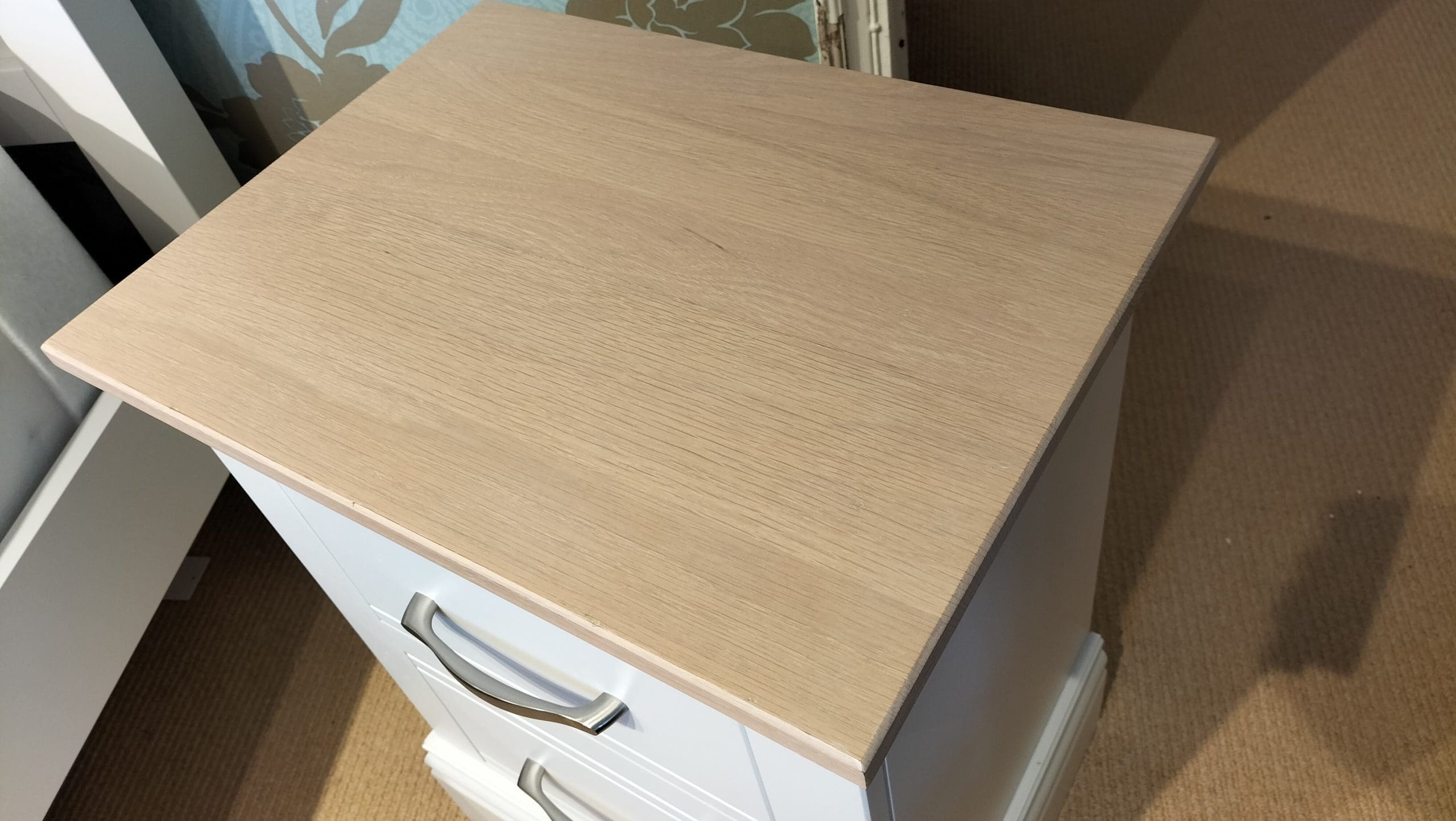 Ex Display Hill And Hunter New England Oak Cap Small 2-Drawer Bedside Chest No1 - Image 16