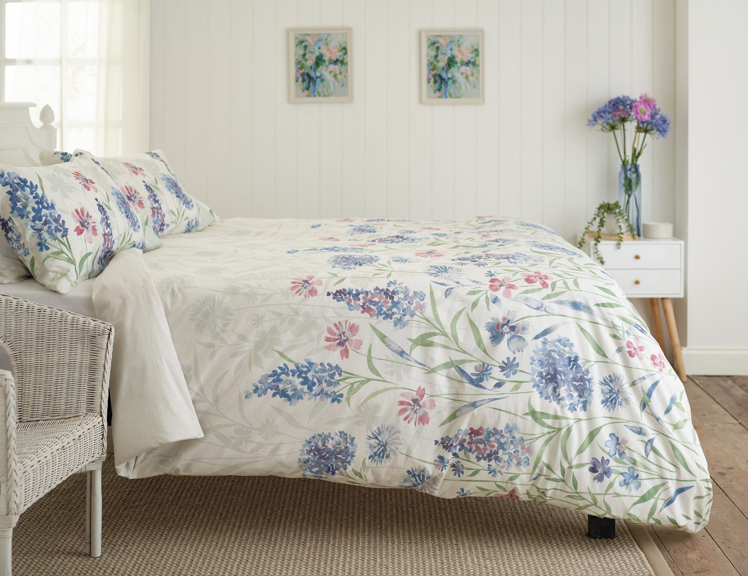 Deyongs Provence Duvet Set - Image 2