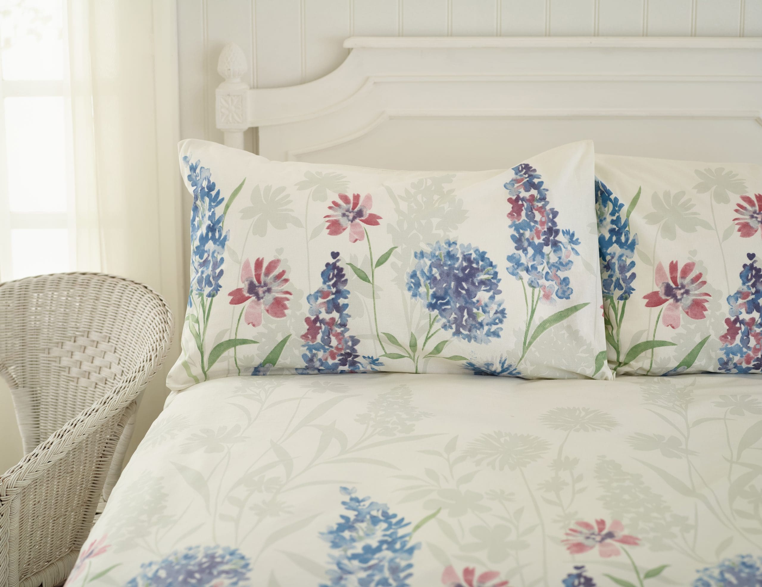 Deyongs Provence Duvet Set - Image 3
